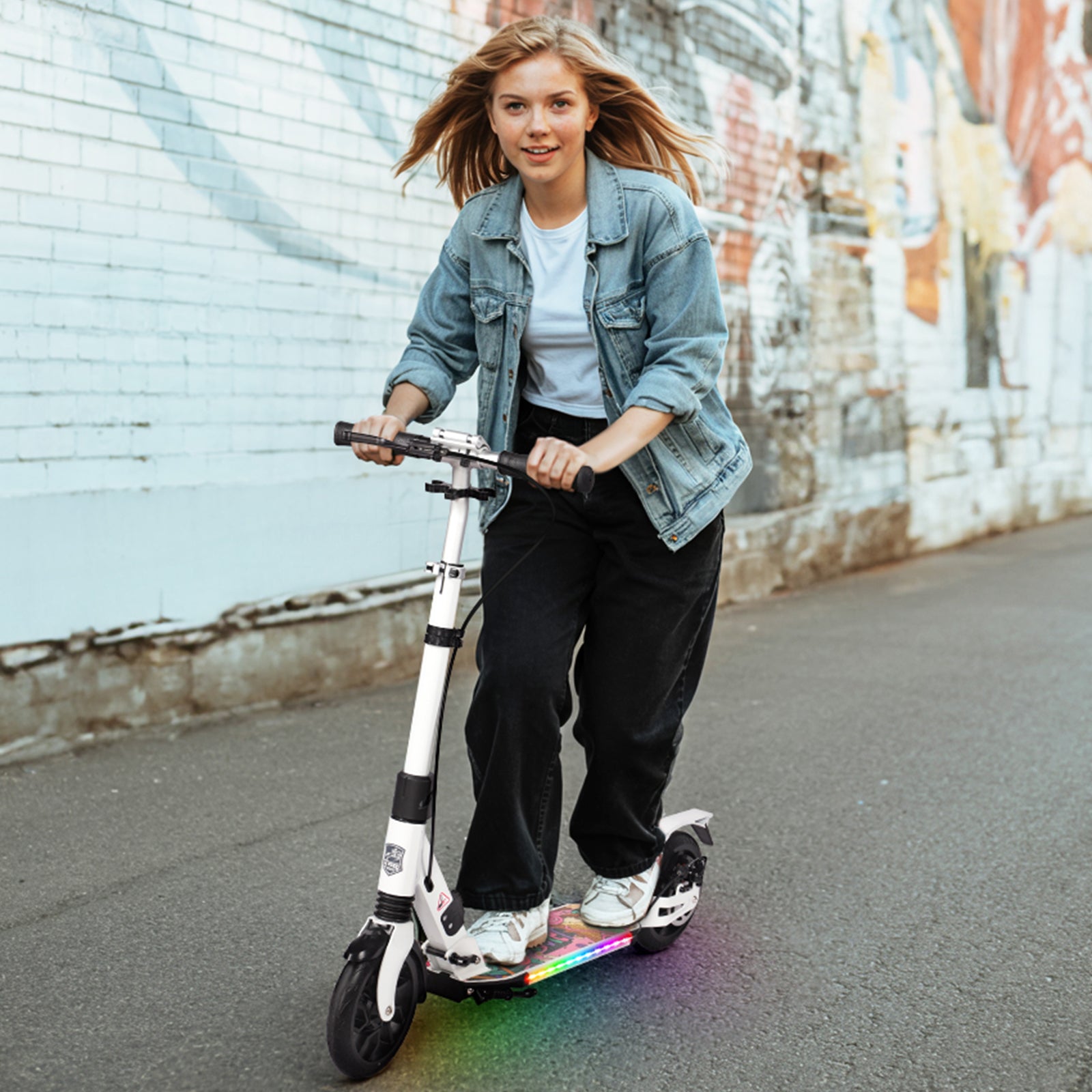 Hyeed Light Up Kick Scooter with Disc Brake White